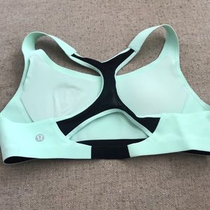 Lululemon mint green sports bra. 36a.